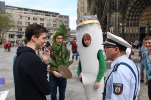 Die Grüne Jugend im Gespräch mit der Polizei in Köln - Foto: Theresa Kalmer